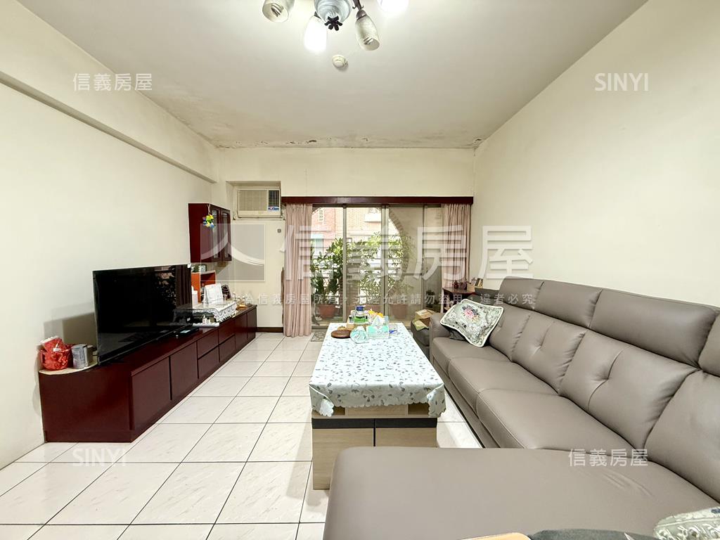 大庭新村Ｂ型大三房車位房屋室內格局與周邊環境