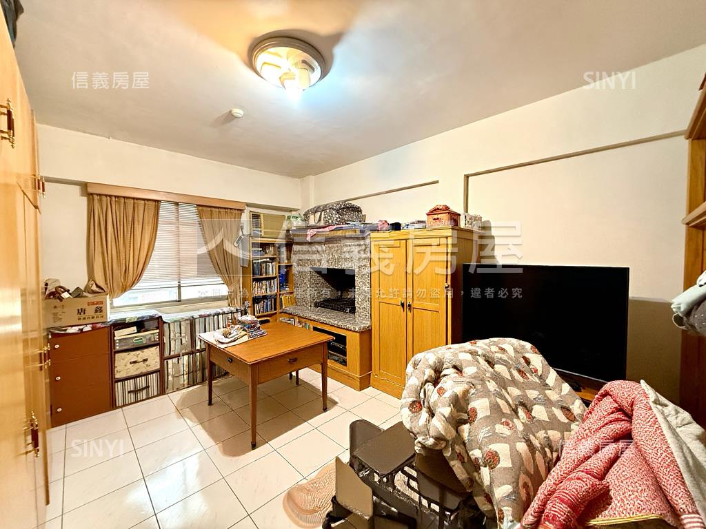 大庭新村Ｂ型大三房車位房屋室內格局與周邊環境