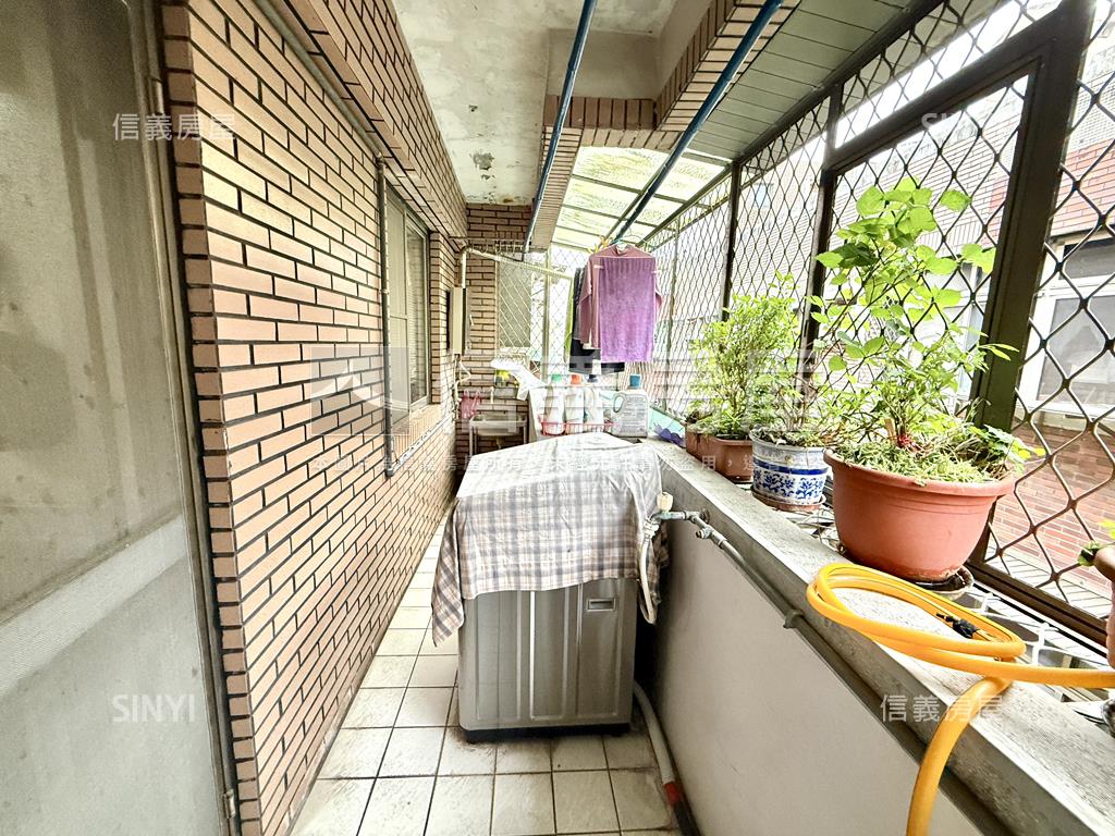 大庭新村Ｂ型大三房車位房屋室內格局與周邊環境