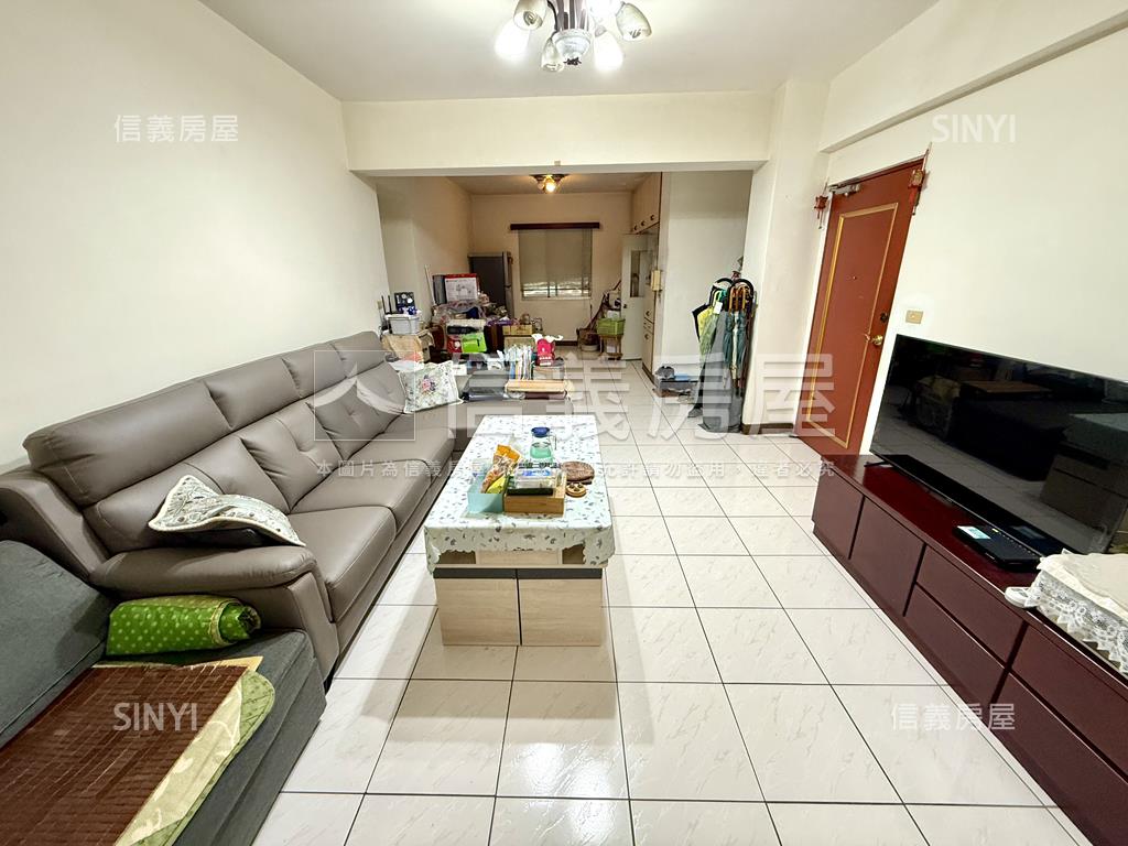 大庭新村Ｂ型大三房車位房屋室內格局與周邊環境