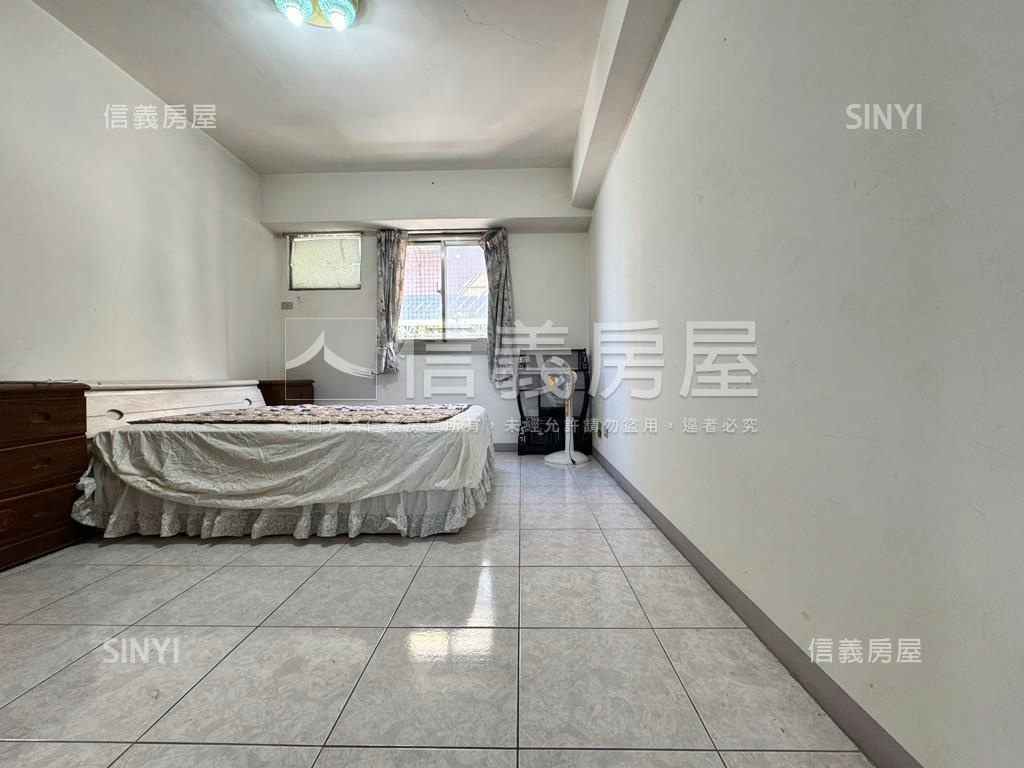 低總價雙衛開窗採光三房房屋室內格局與周邊環境