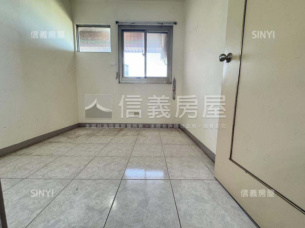 低總價雙衛開窗採光三房房屋室內格局與周邊環境