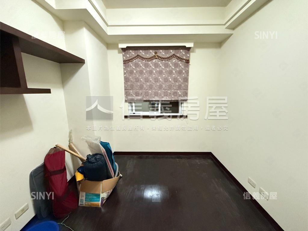 希臘風情美透天房屋室內格局與周邊環境