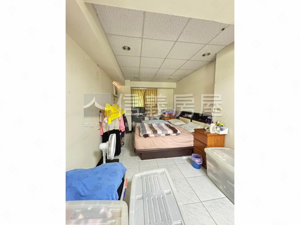 稀有春田三房車位房屋室內格局與周邊環境
