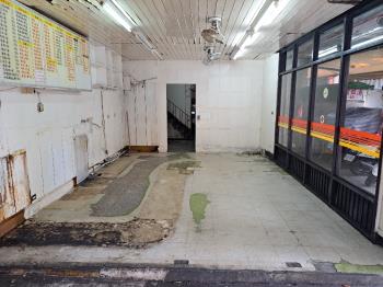 正永元路三角窗金店面