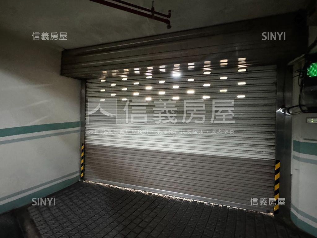 文山秀樹坡平車位房屋室內格局與周邊環境