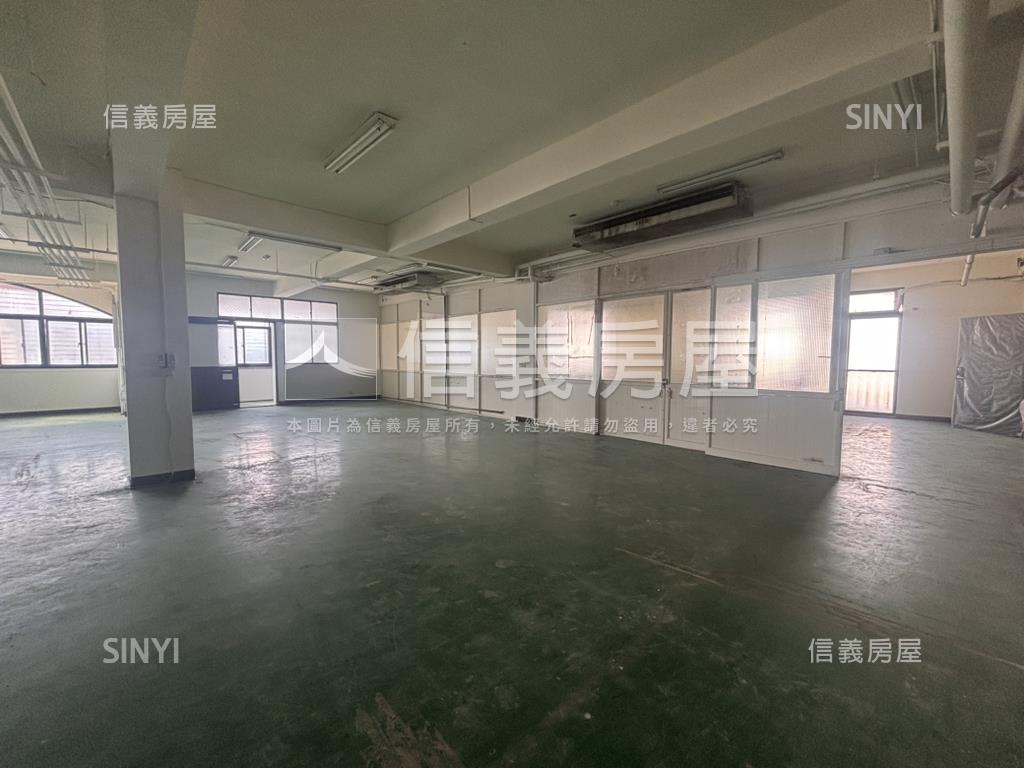 中興路大空間廠辦好運用房屋室內格局與周邊環境