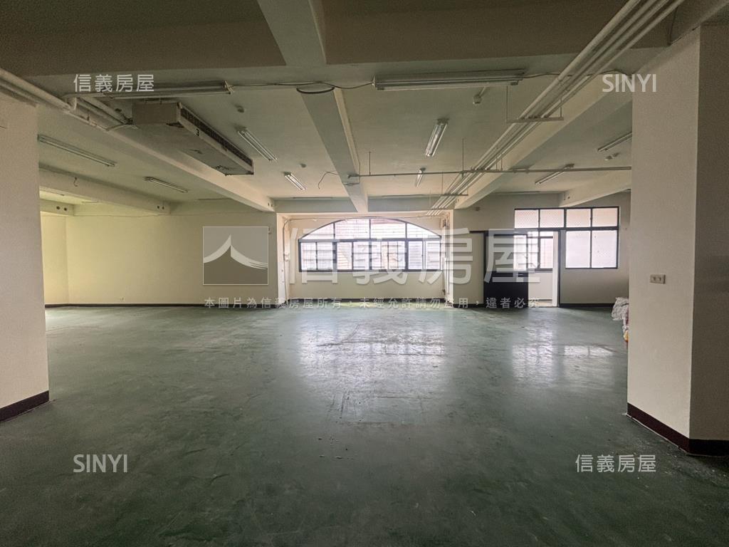 中興路大空間廠辦好運用房屋室內格局與周邊環境
