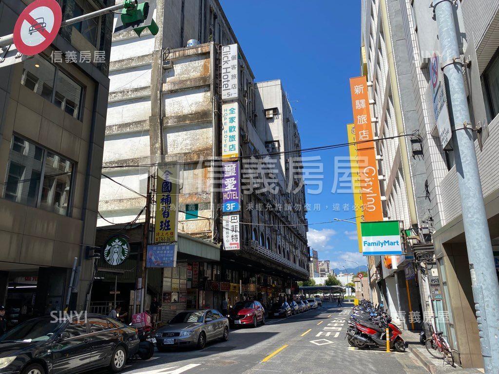 商四透天房屋室內格局與周邊環境