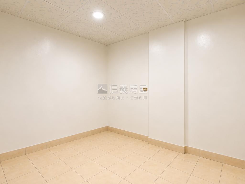 永康大灣南興傳統車墅房屋室內格局與周邊環境