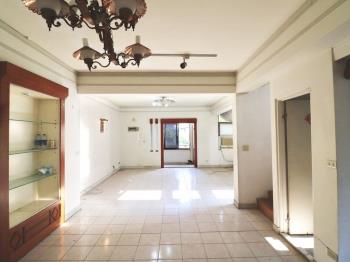 台北門牌夢幻大空間樓中樓