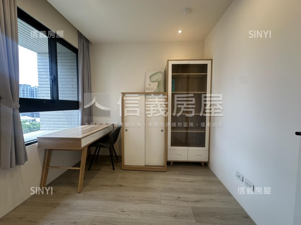 精銳ＦＵＮ未來★玄關三房房屋室內格局與周邊環境