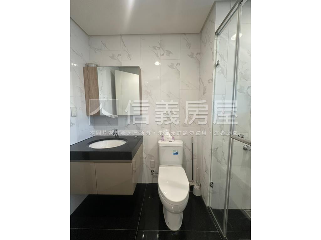 精銳ＦＵＮ未來★玄關三房房屋室內格局與周邊環境