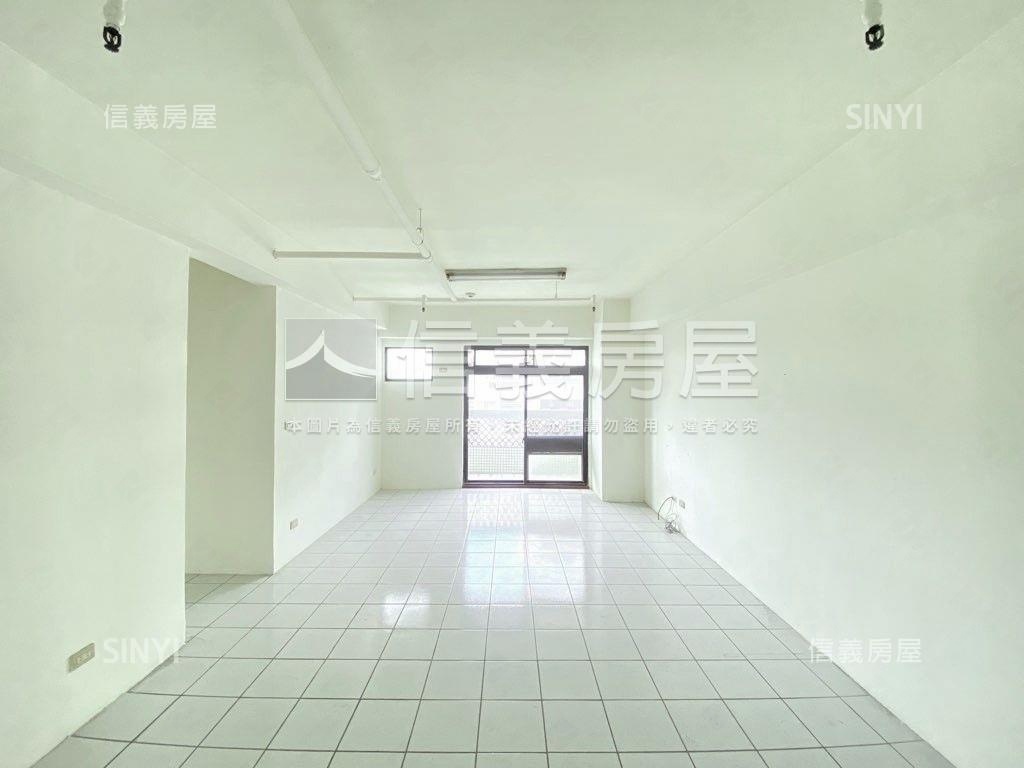 中科次頂樓大三房屋況佳房屋室內格局與周邊環境