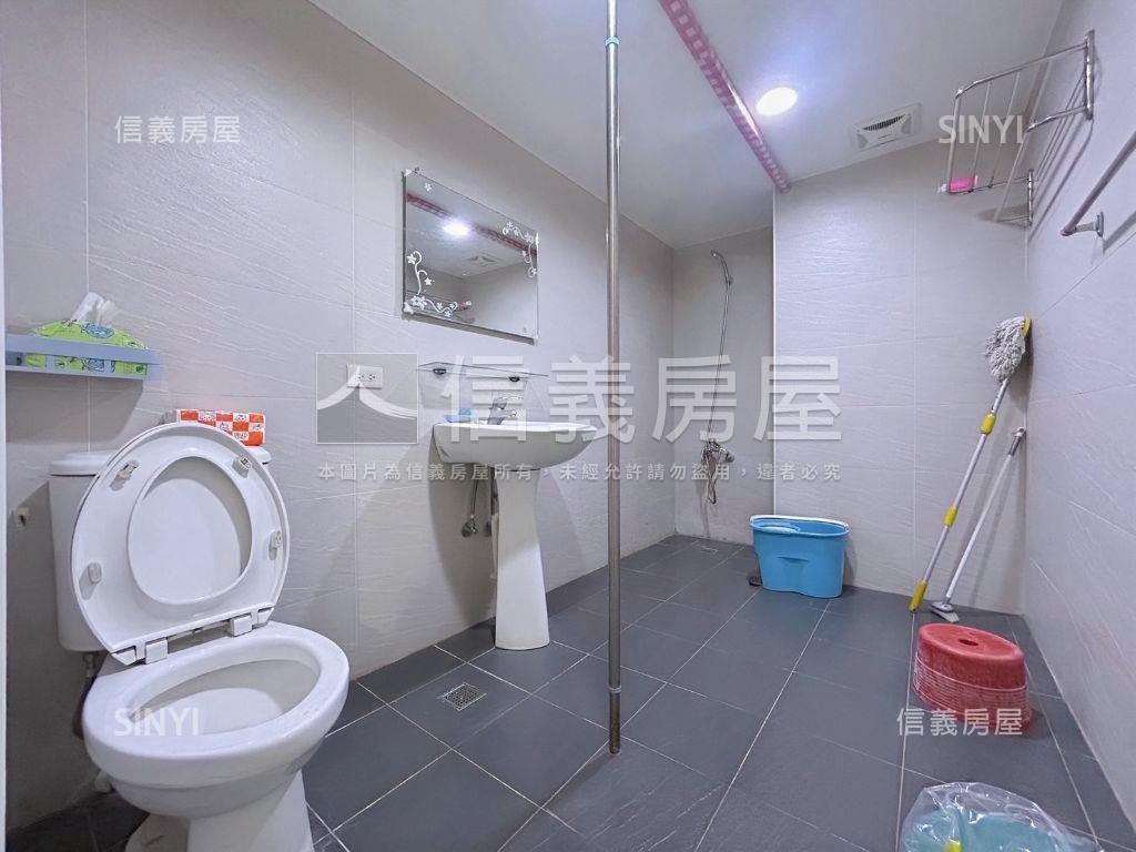 桃園近愛買大空間兩房房屋室內格局與周邊環境
