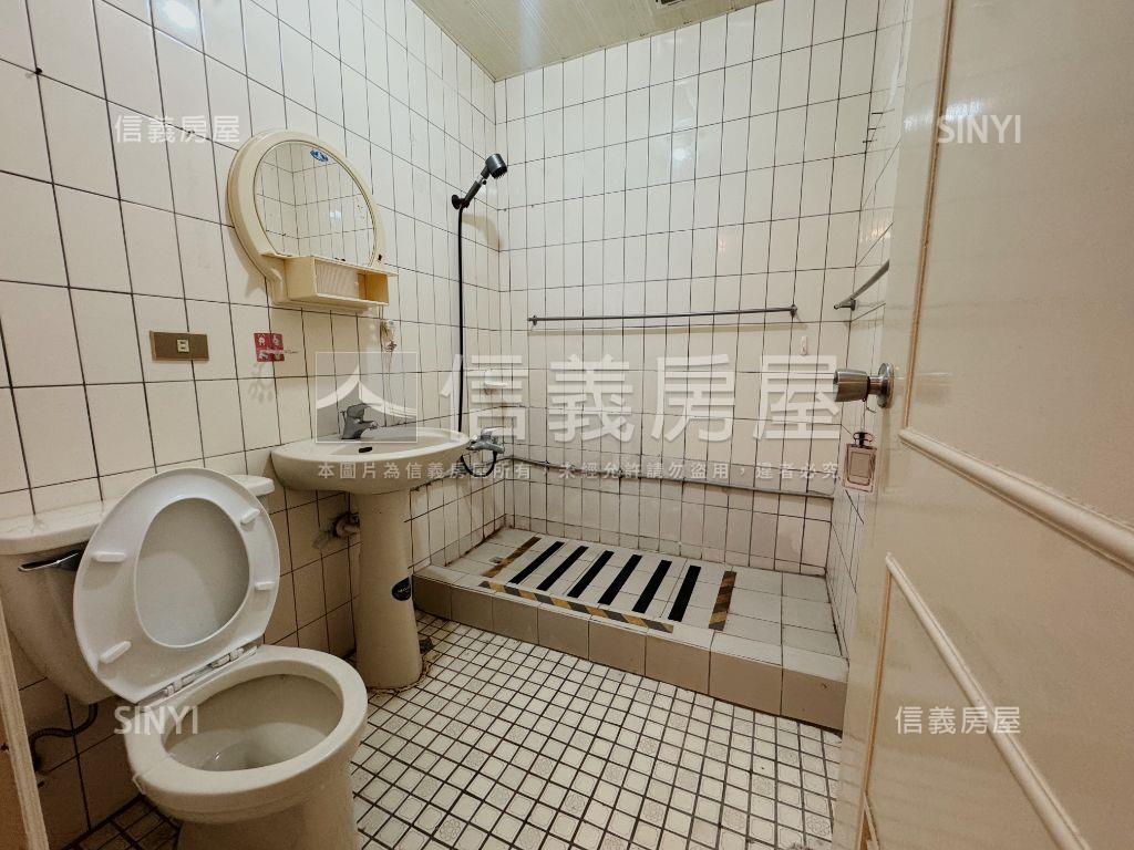 ｛信義｝國泰格局方正宅房屋室內格局與周邊環境