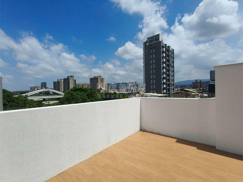 東山商圈霸氣崗石別墅２房屋室內格局與周邊環境