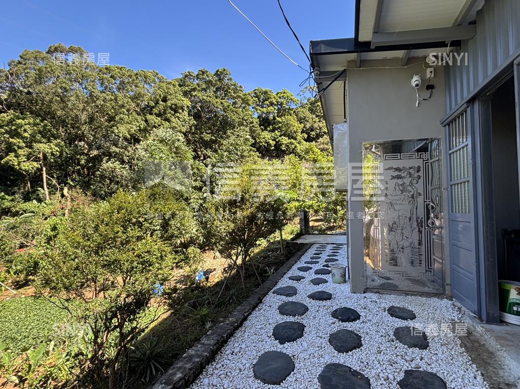 陽明山新安合法資材室農地房屋室內格局與周邊環境