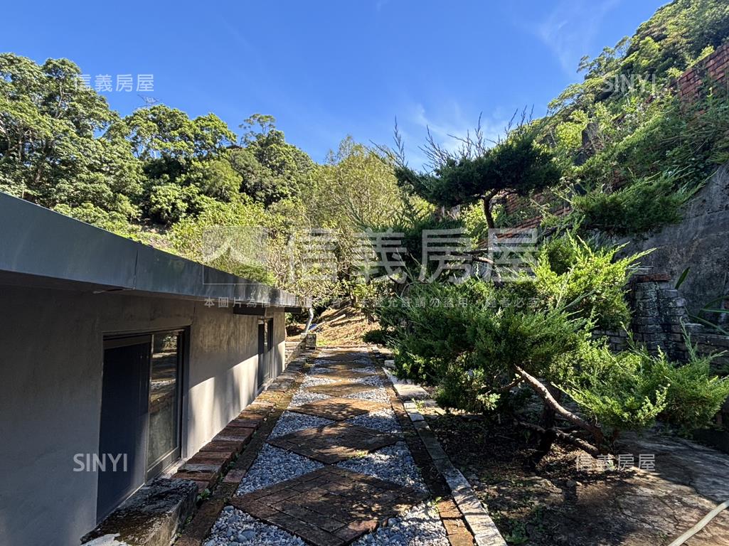 陽明山新安合法資材室農地房屋室內格局與周邊環境