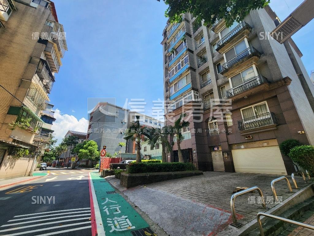 圓山站車位房屋室內格局與周邊環境