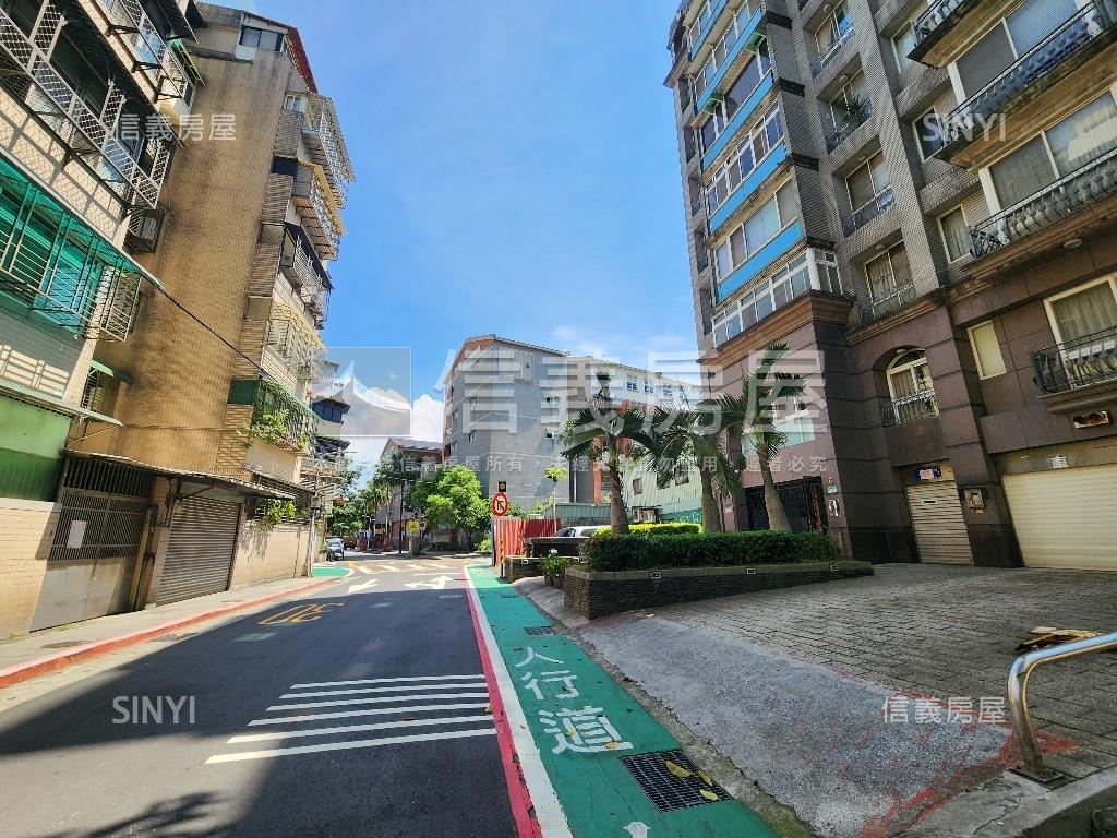 圓山站車位房屋室內格局與周邊環境
