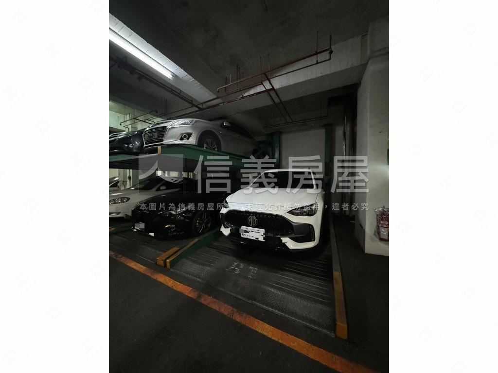 新埔商圈兩房車位房屋室內格局與周邊環境