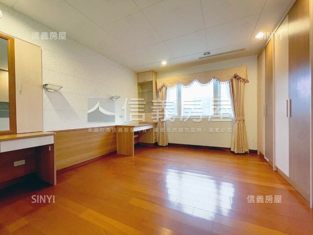大湖立委電梯別墅房屋室內格局與周邊環境