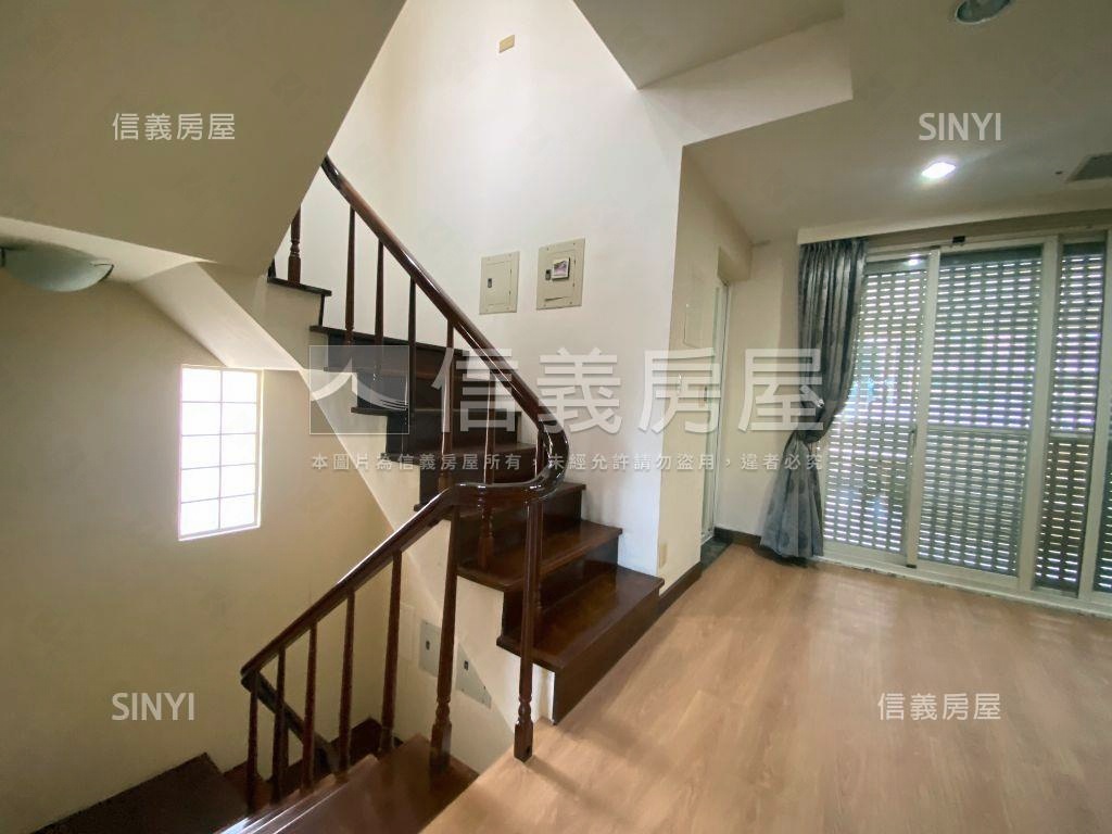大湖立委電梯別墅房屋室內格局與周邊環境