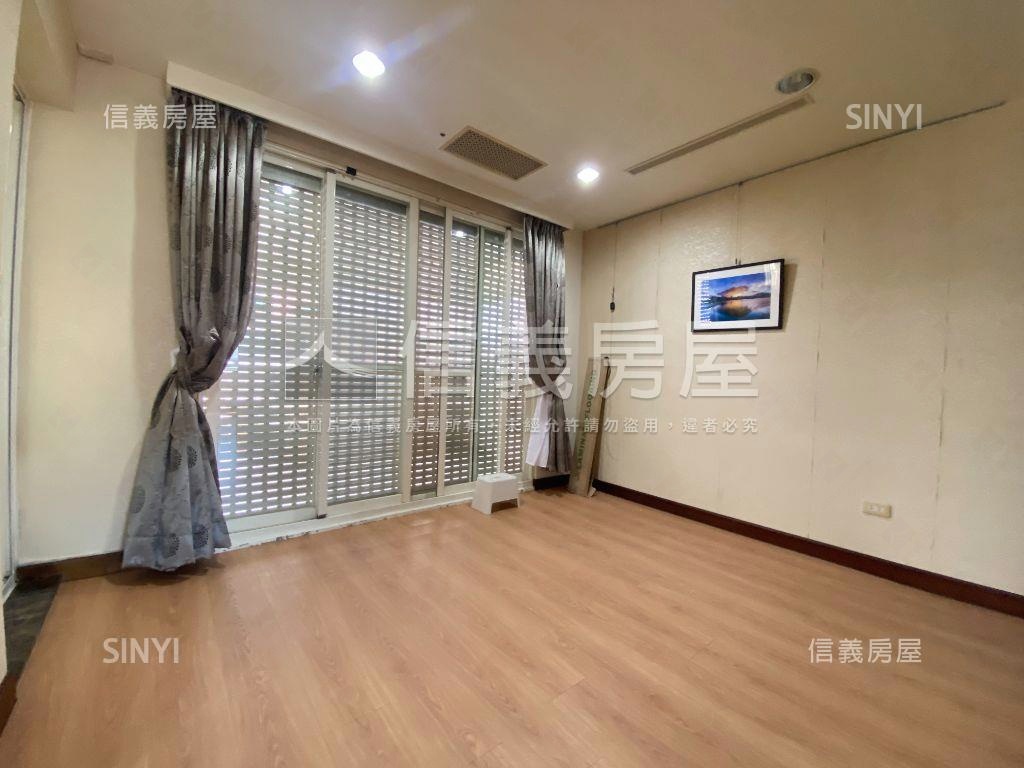 大湖立委電梯別墅房屋室內格局與周邊環境