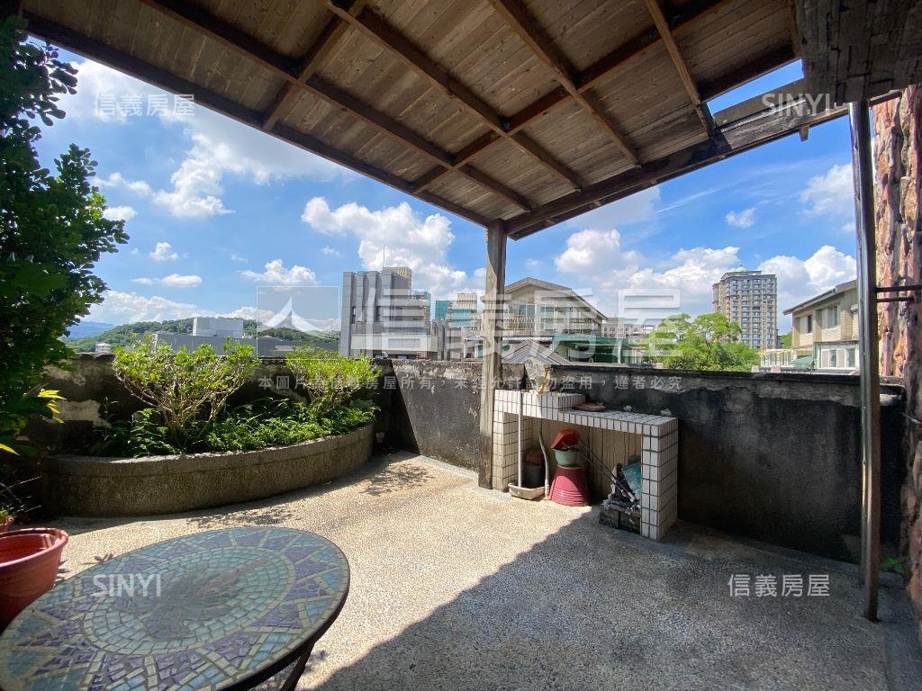 大湖立委電梯別墅房屋室內格局與周邊環境