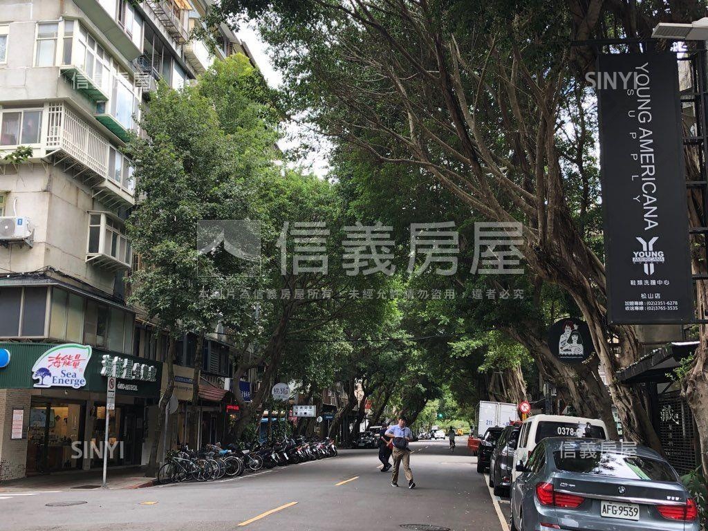 主推～正富錦街人潮金店面房屋室內格局與周邊環境