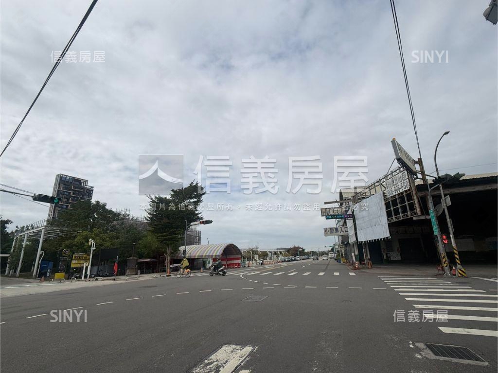 近經貿園區透天百坪店面房屋室內格局與周邊環境