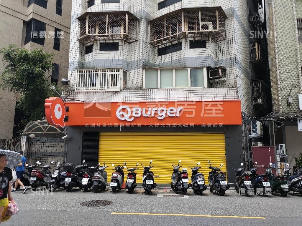連鎖早午餐店面房屋室內格局與周邊環境