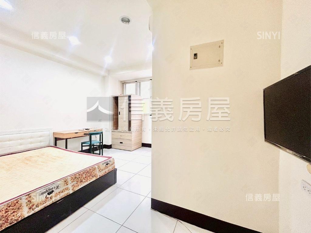 逢甲文華收租金雞母房屋室內格局與周邊環境