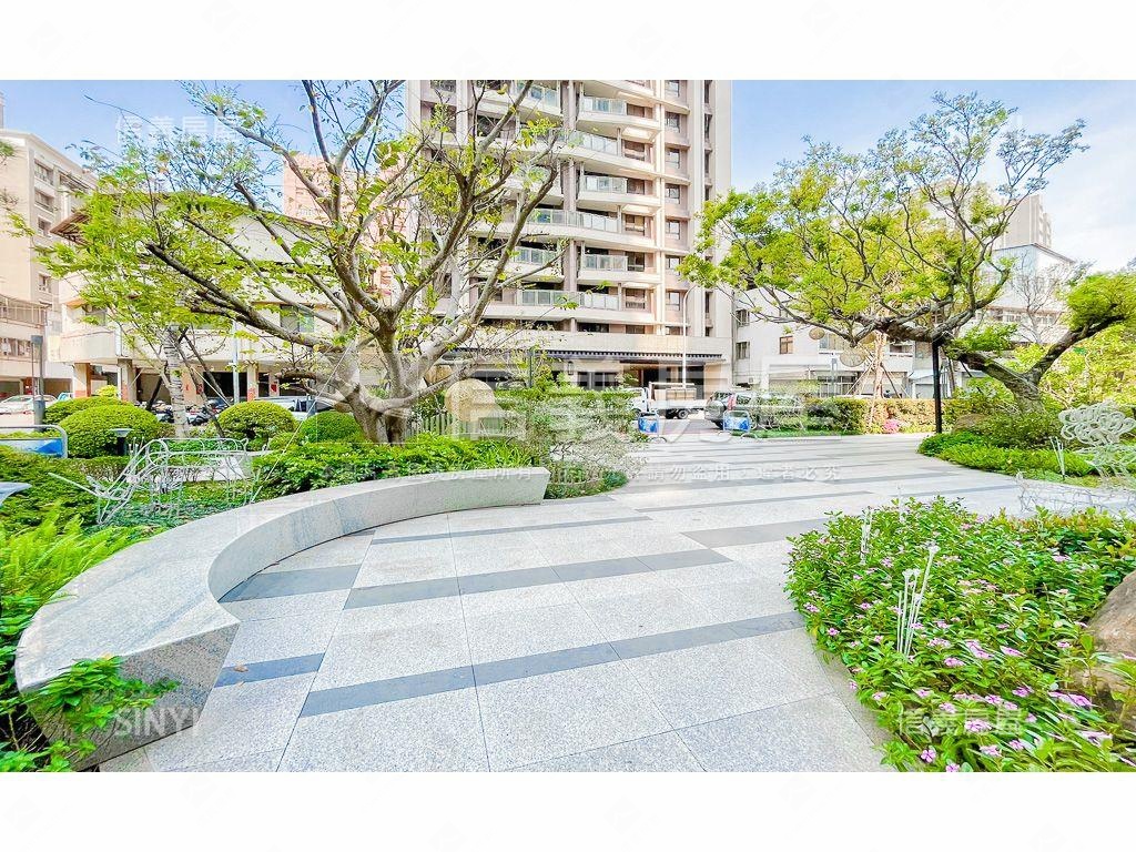 精銳ＦＵＮ未來朝南美三房房屋室內格局與周邊環境