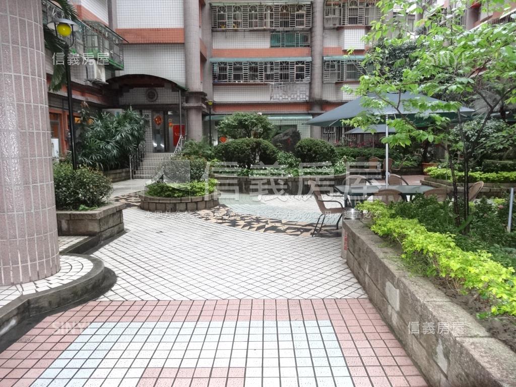 景安南華商圈大套房房屋室內格局與周邊環境