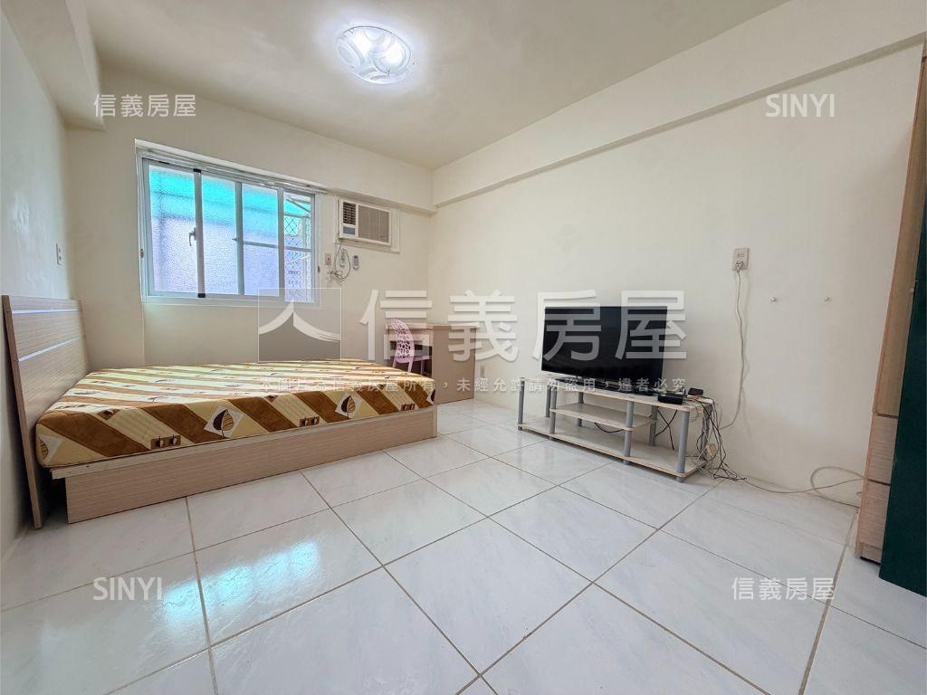 伯爵小資套房房屋室內格局與周邊環境