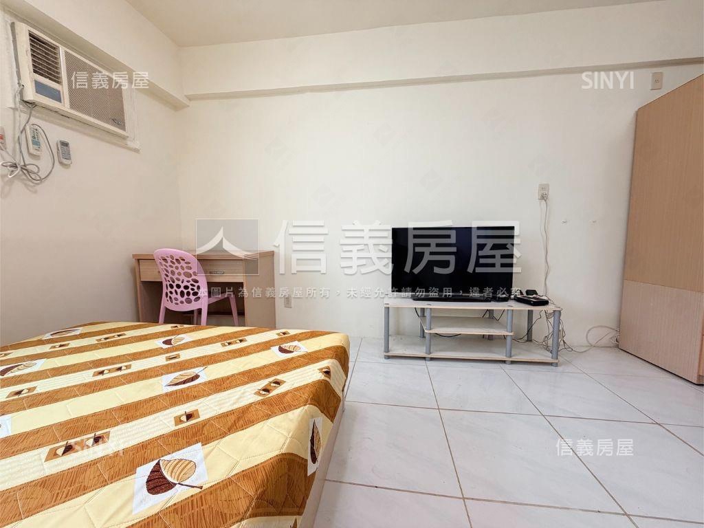 伯爵小資套房房屋室內格局與周邊環境