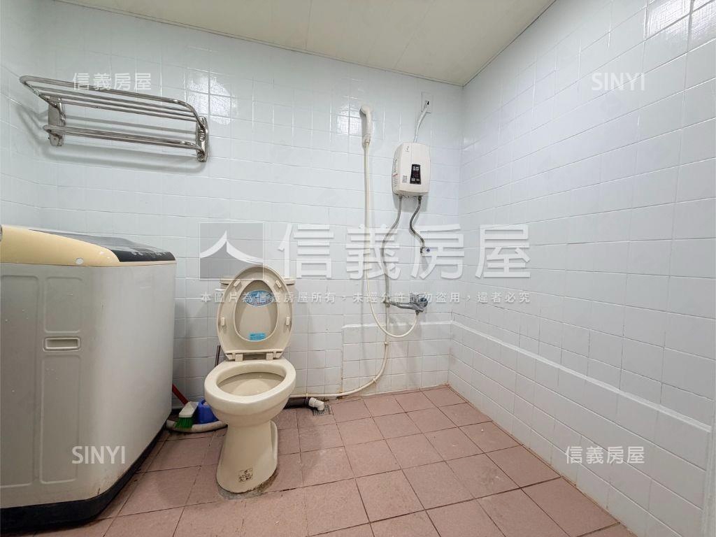 伯爵小資套房房屋室內格局與周邊環境