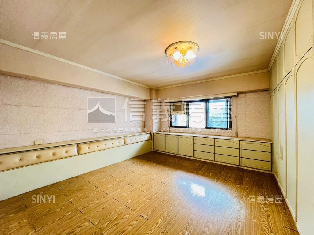 敦北雙層景觀電梯＋車位房屋室內格局與周邊環境