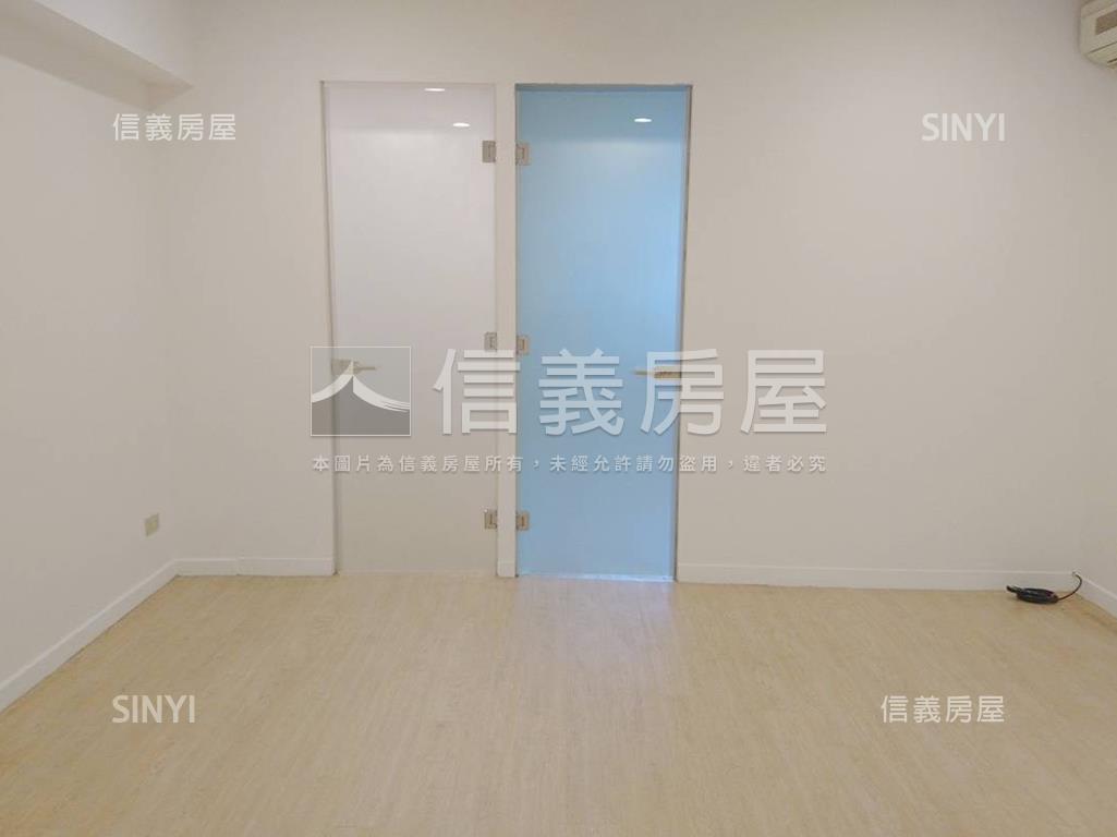 稀有★東區國館★電梯兩房房屋室內格局與周邊環境