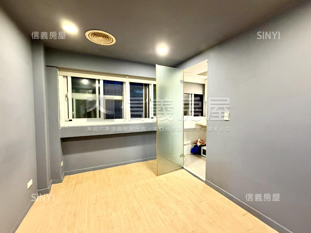稀有★東區國館★電梯兩房房屋室內格局與周邊環境