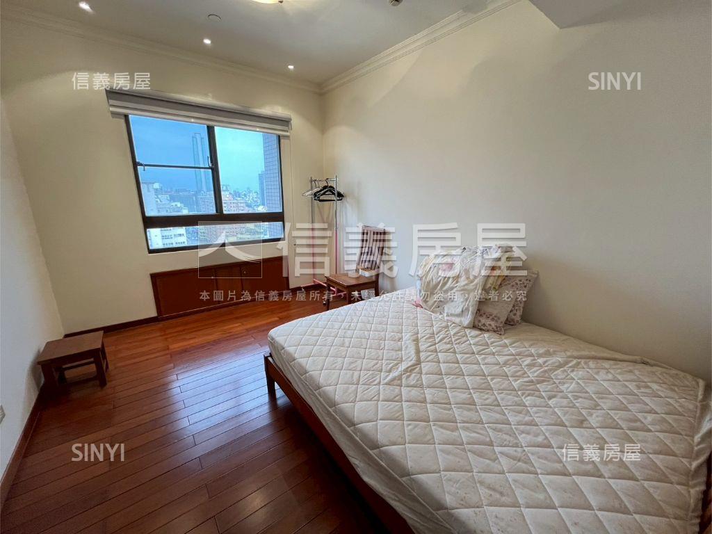 大戶人家五房雙平車視野戶房屋室內格局與周邊環境