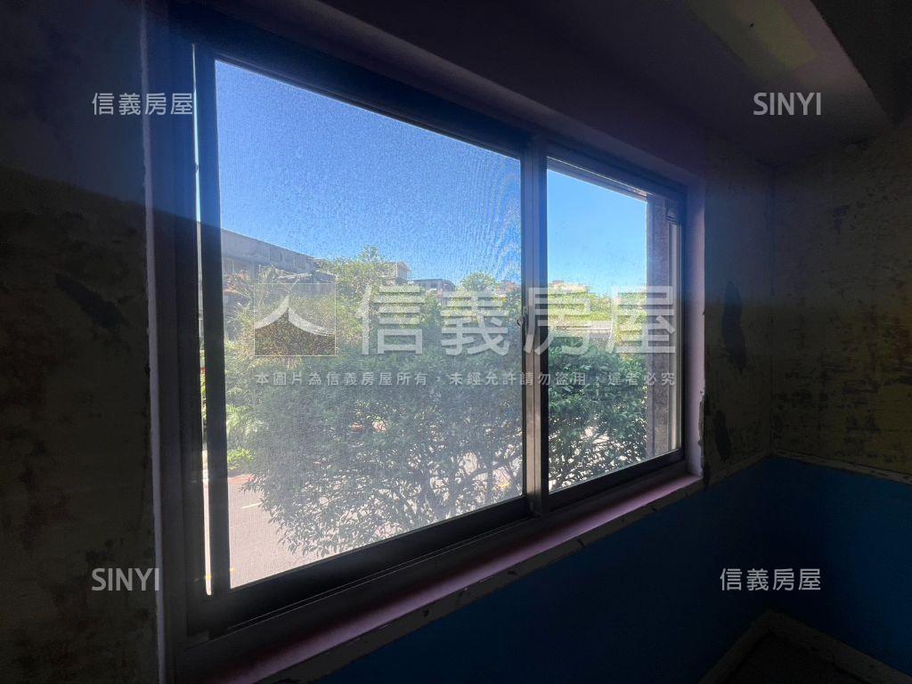 經典中正國寶貳房屋室內格局與周邊環境