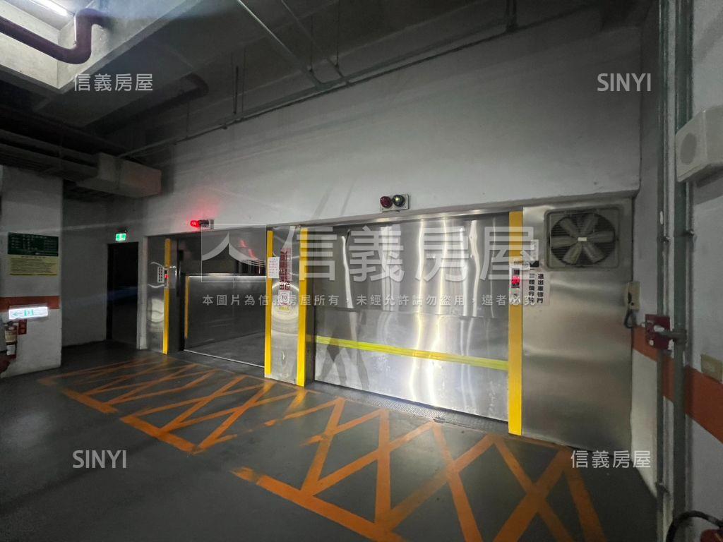 經典中正國寶貳房屋室內格局與周邊環境