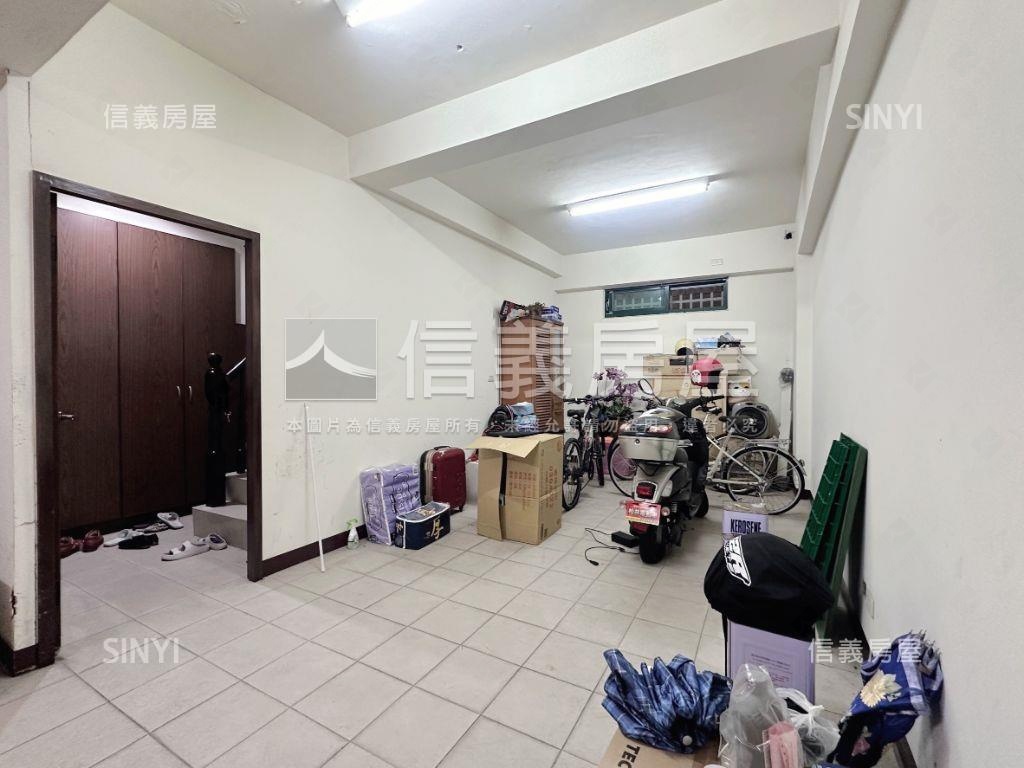 典藏東大隱社區車庫透天房屋室內格局與周邊環境