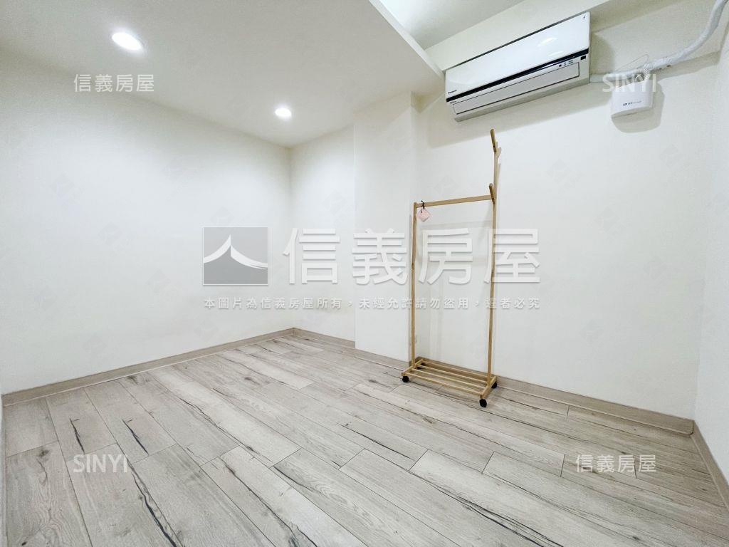 公園綠意｜次頂樓理想居房屋室內格局與周邊環境