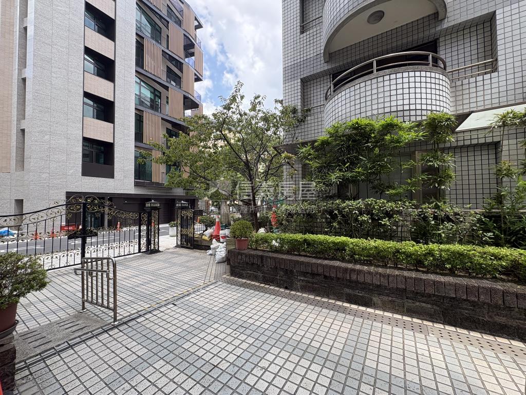 【新接】美景四房＋大車位房屋室內格局與周邊環境
