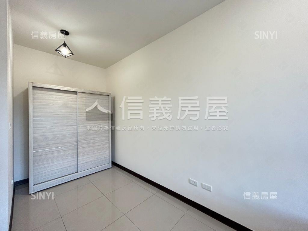 和耀富郁兩房車位房屋室內格局與周邊環境