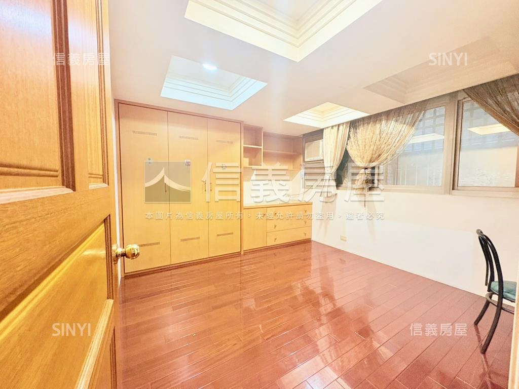 仁愛大視界房屋室內格局與周邊環境